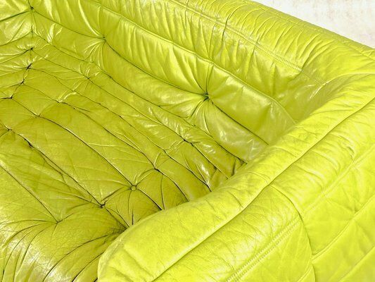 Vintage 3 Seat Togo Sofa With Arms In Green Leather By Michel Ducaroy For Ligne Roset, 2012 photo vintage