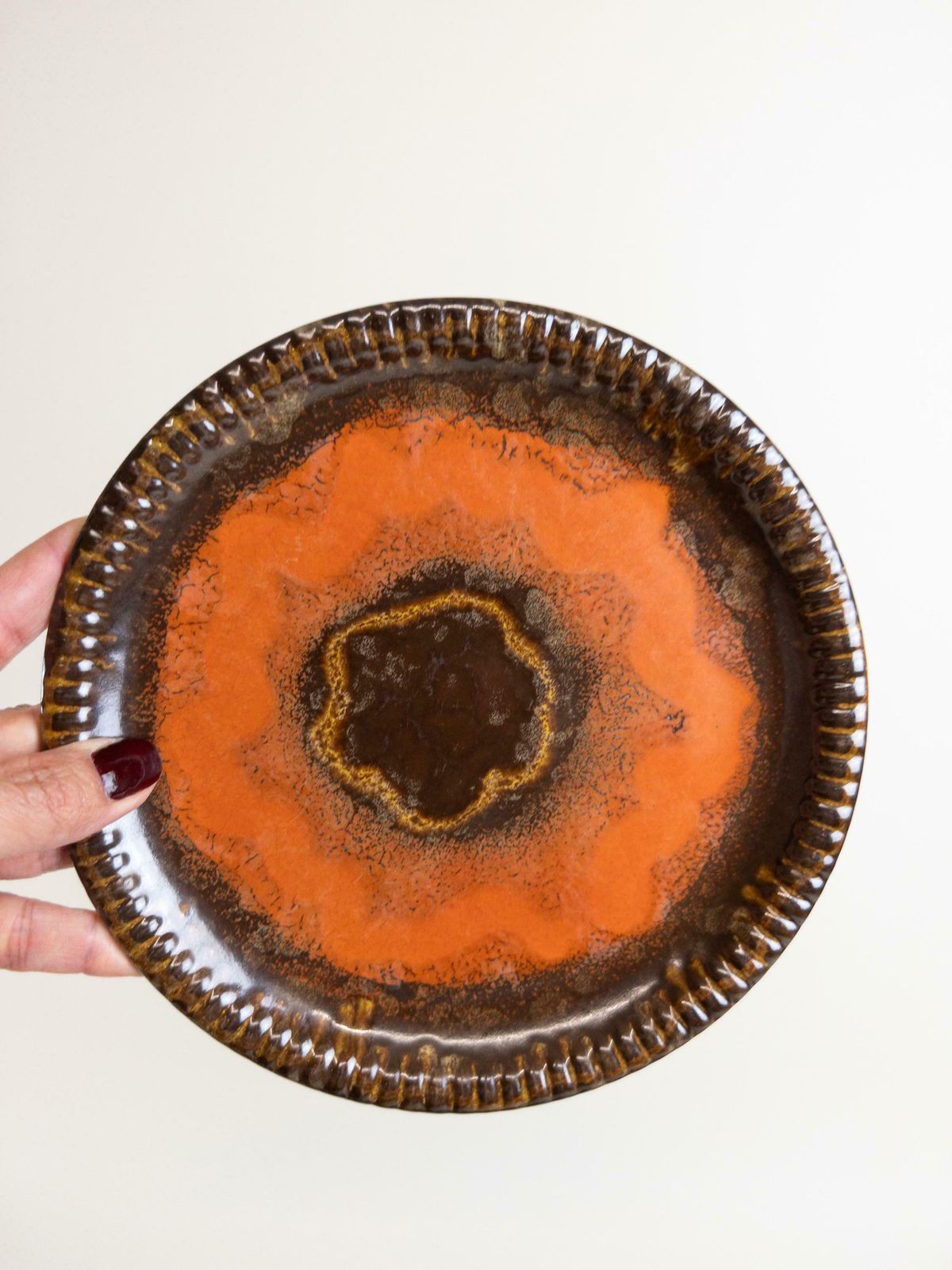 photo furniture Carstens Uffrecht Serving Platter And 6 Dessert Plates   Rare Art Deco Orange And Brown Drip Glaze 7 Piece Plate Set