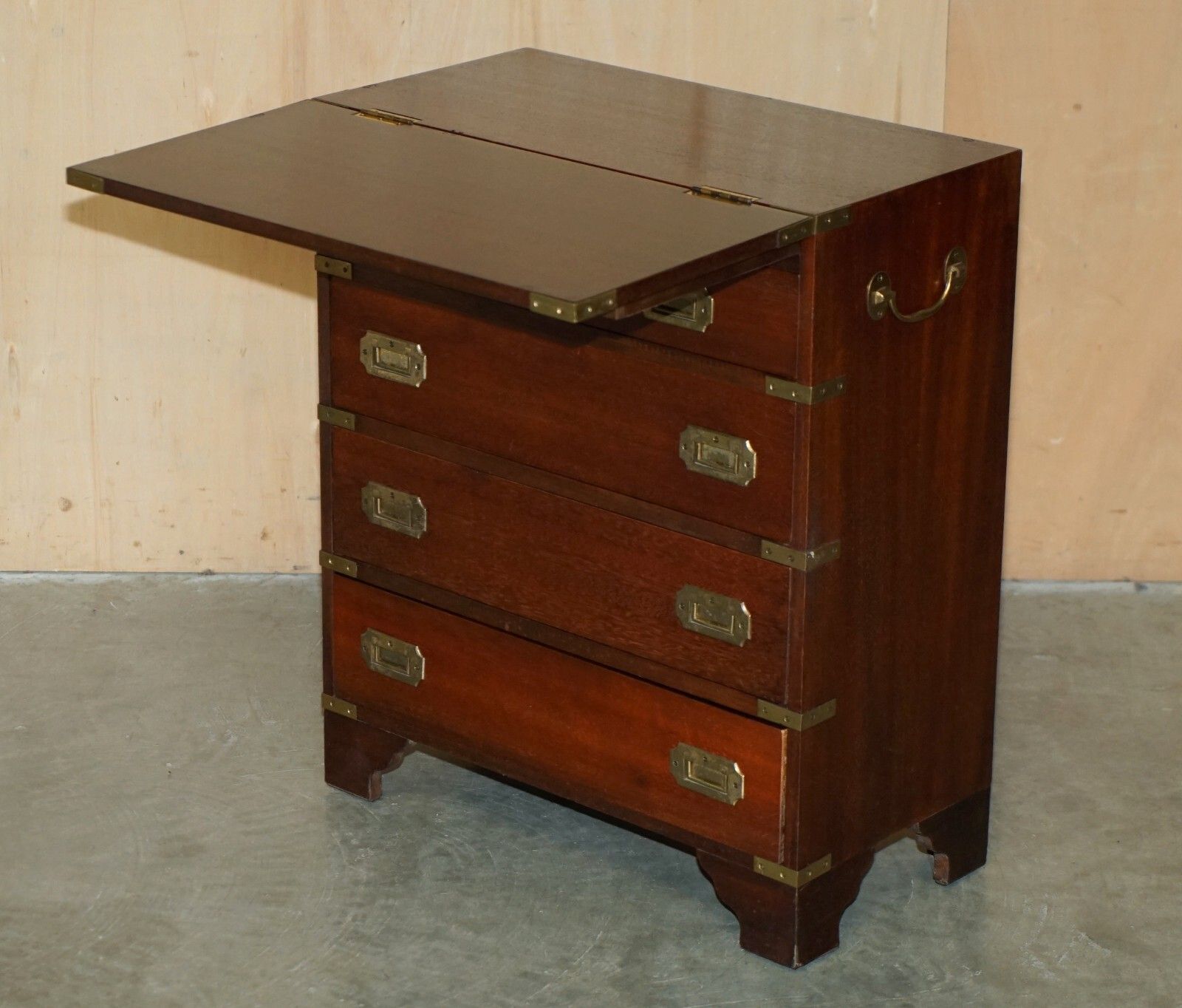 1850.0 Stunning Vintage Military Campaign Butlers Table Chest Of Drawers Extending Top photo