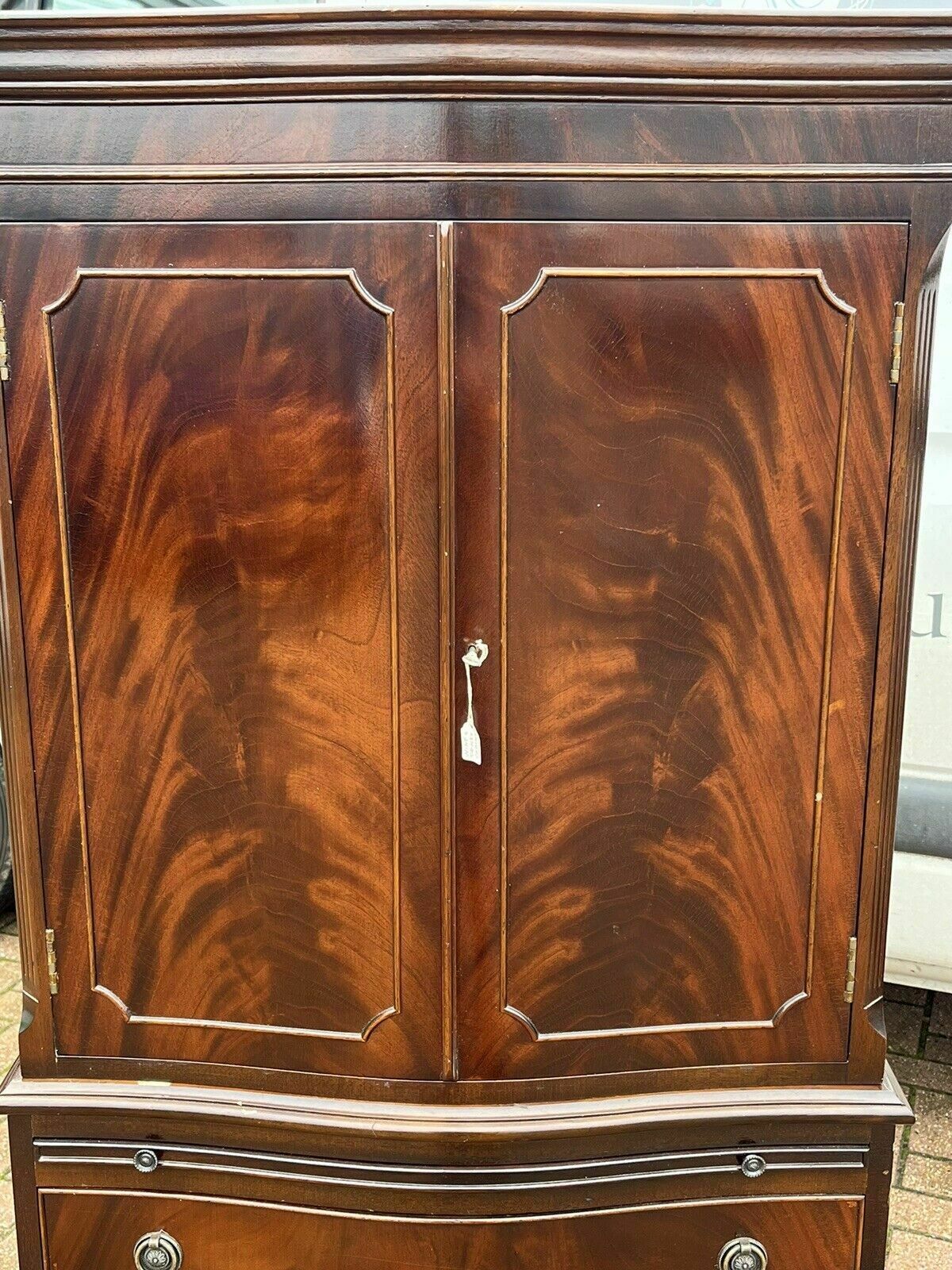 Cocktail Cabinet, Drinks Cabinet. Fitted Interior, Drawer & Cupboard, With Key photo 638.0