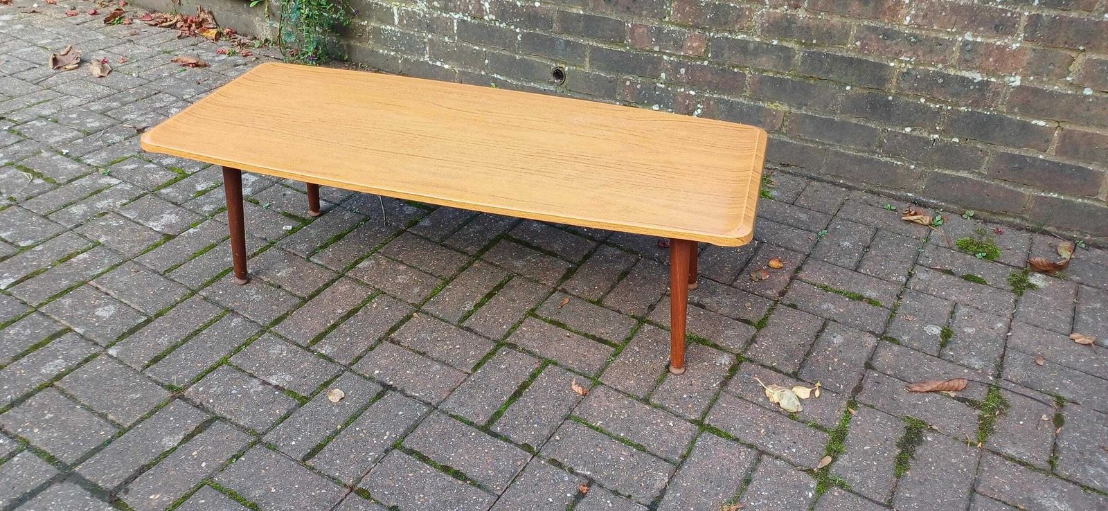 Classic Large Wood Effect Melamine Mid Century Retro Vintage Coffee Table Sleek And Funky! photo furniture