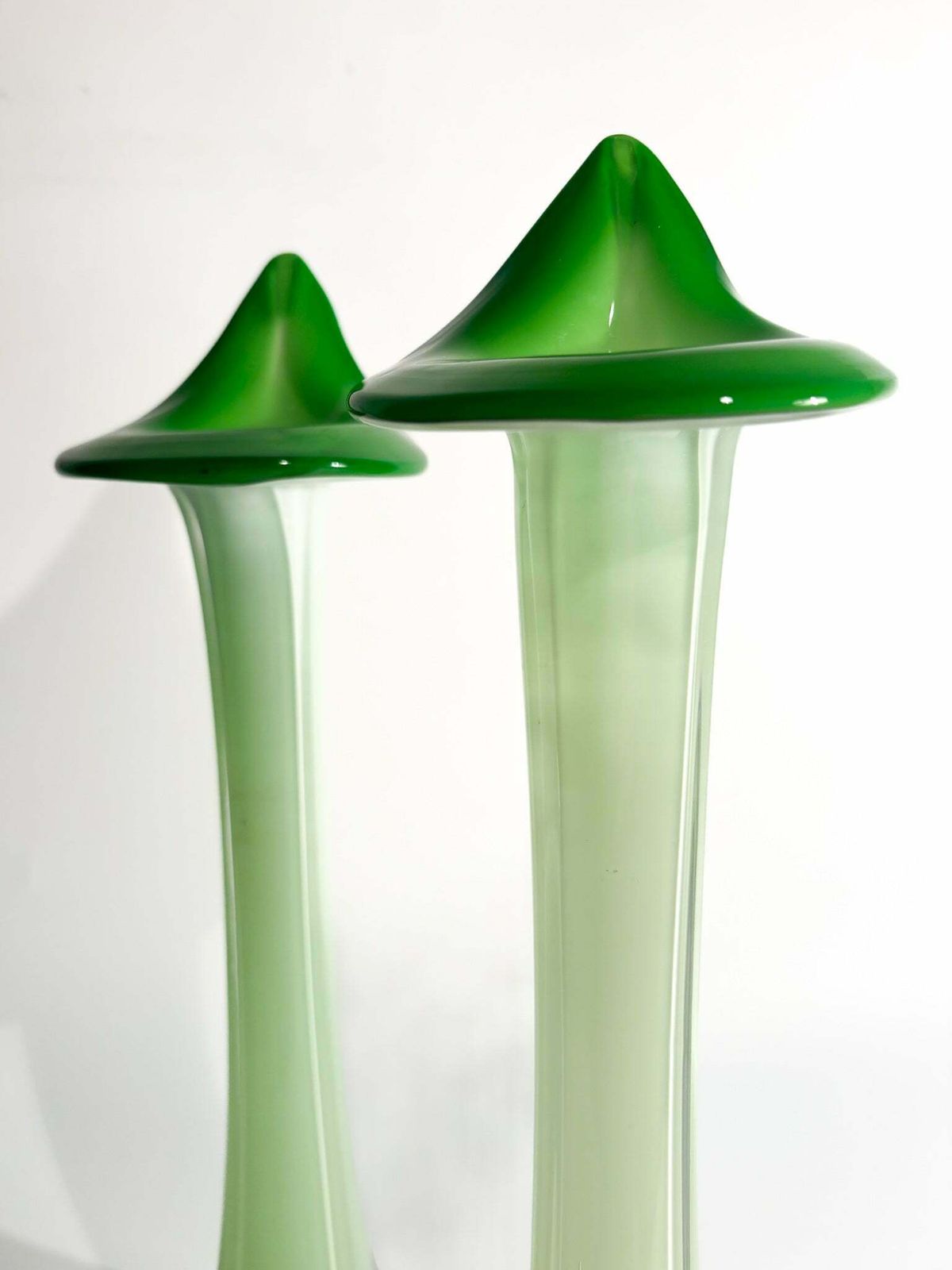 Pair Of Single Lancet Vases In Green Murano Glass From The 1970s photo 193.0