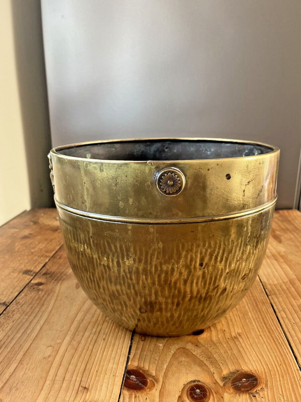 Antique Textured Regency Floral Brass Nestor Birmingham Planter Plant Tree Pot photo buy