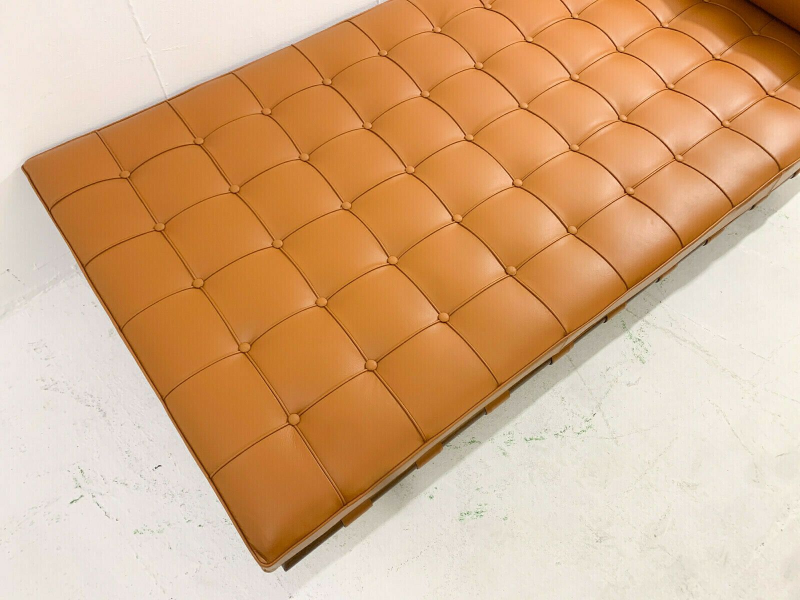 Mid Century "Barcelona" Daybed By Ludwig Mies Van Der Rohe For Knoll photo buy