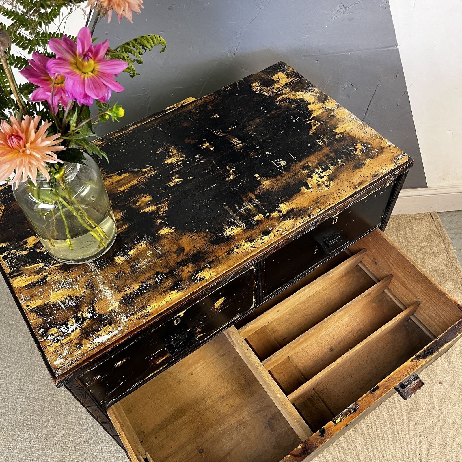 ​Antique Pine Black Chest Drawers Storage photo 495.0
