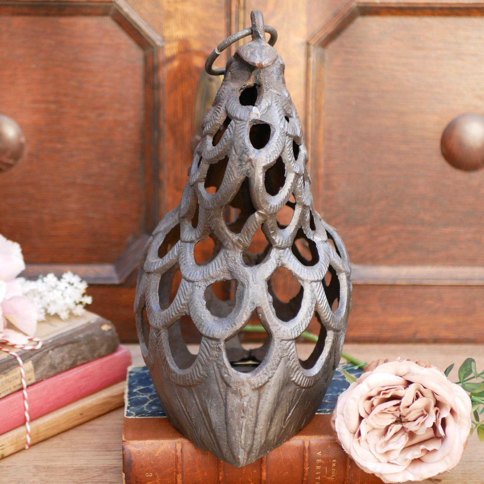 Japanese Antique Cast Iron Parrot Lantern Garden Hanging Candle Holder Patio Light Decorative Garden Lighting photo 359.0