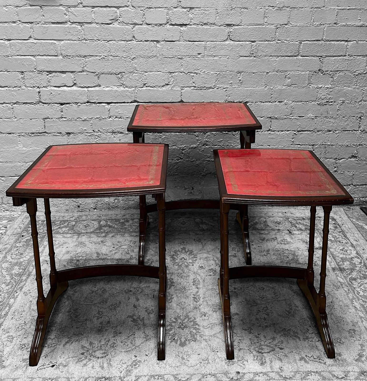 Vintage Nest Of 3 Tables / Leather & Glass Topped C1950 photo vinterior