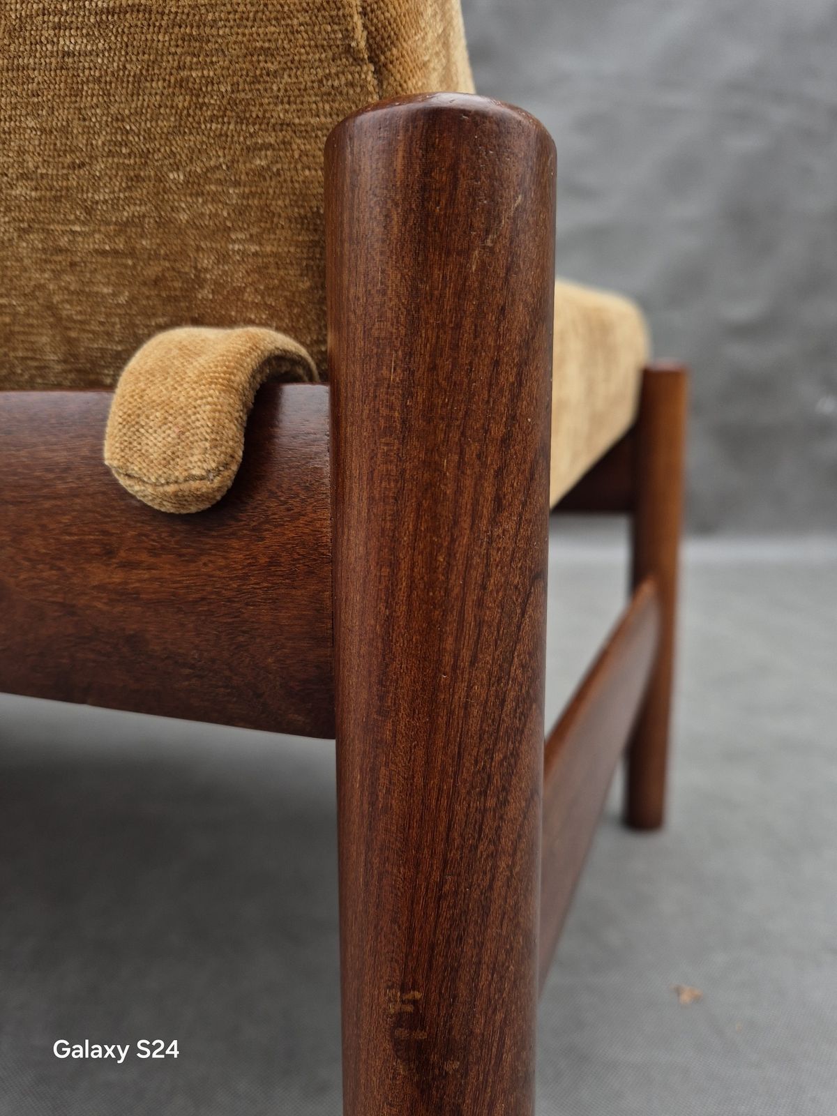 photo vintage Teakwood Sofa Saga By Gunnar Sørlie, Scandinavian Mid Century 1960s