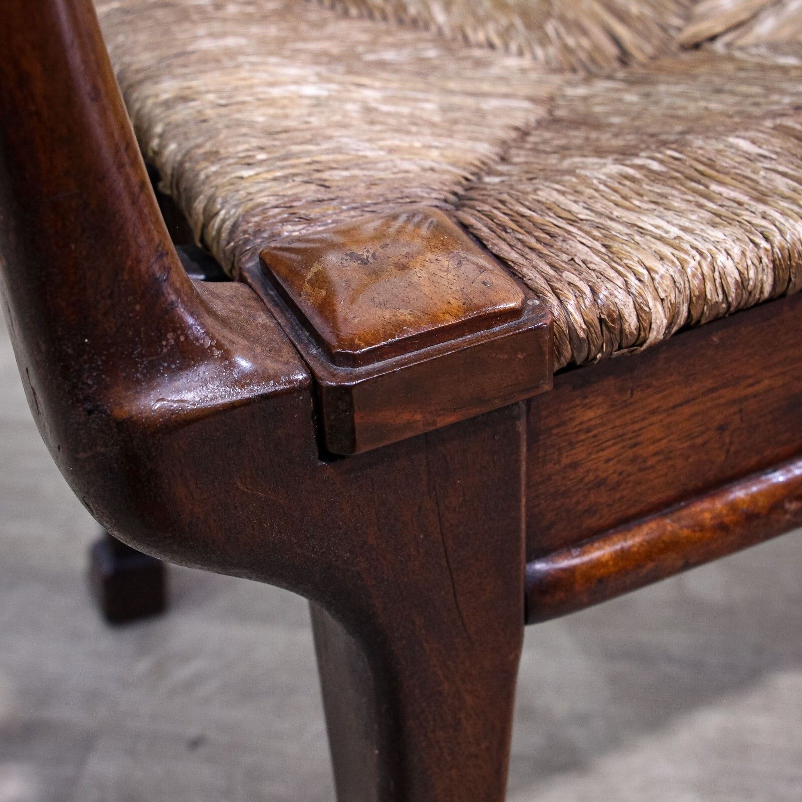 19th Century Rush Seated American Armchair photo vinterior