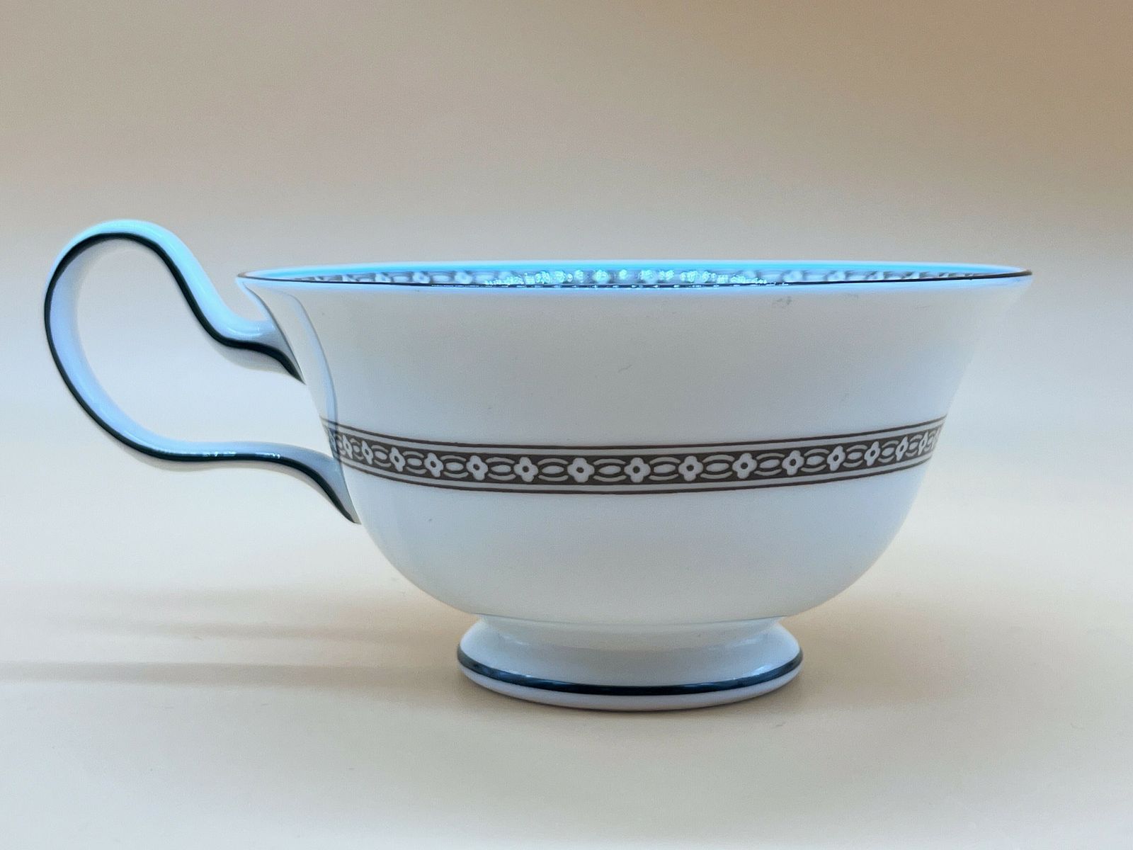 Wedgwood China Turquoise Florentine Design Peony Shape Tea Cup & Saucer Duo. W2714. photo 75.0
