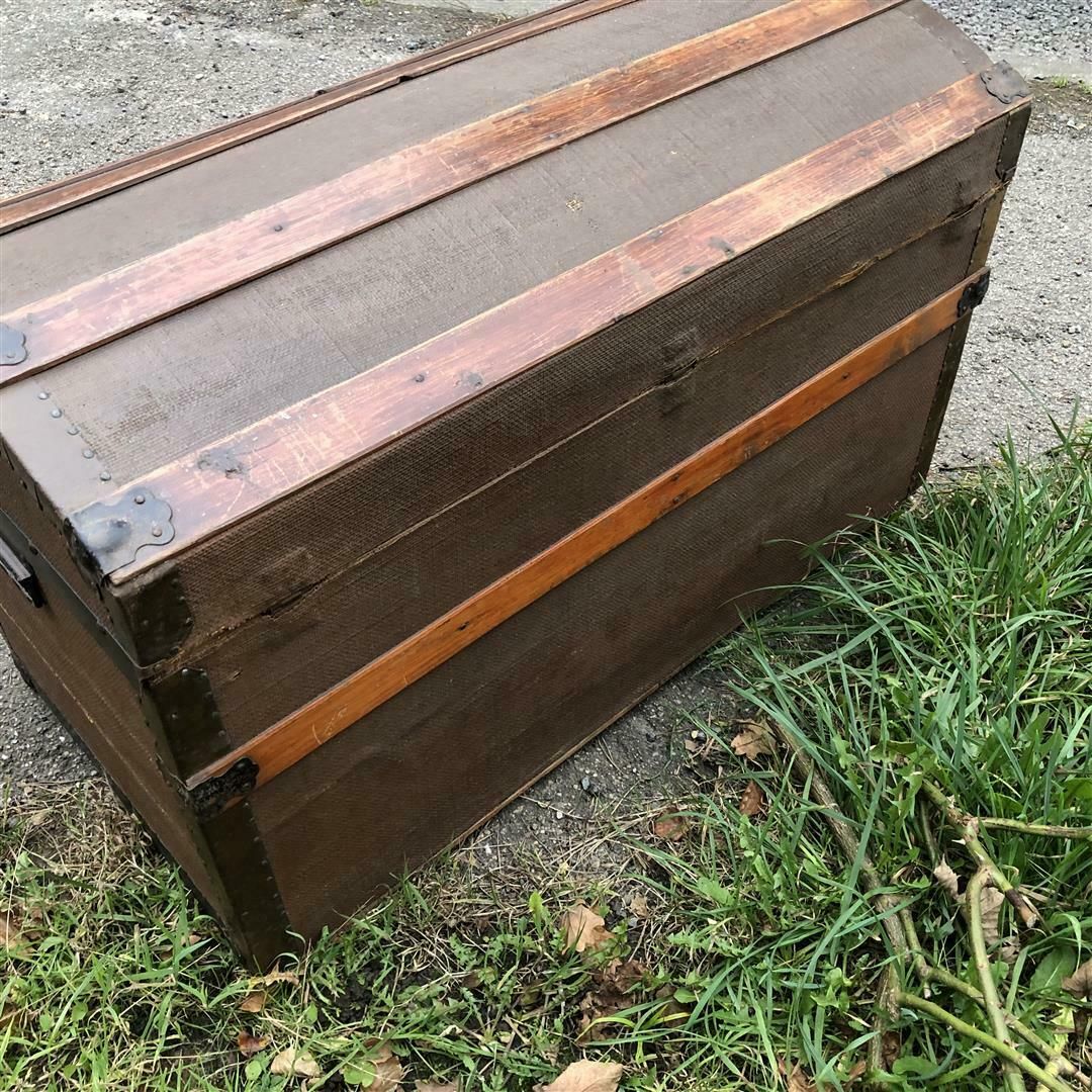 photo furniture Antique Wooden Arch Top Travel Trunk 1920s