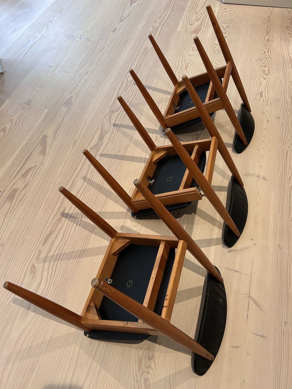 photo furniture Trio Of Mid Century Dining Chairs By Schreiber
