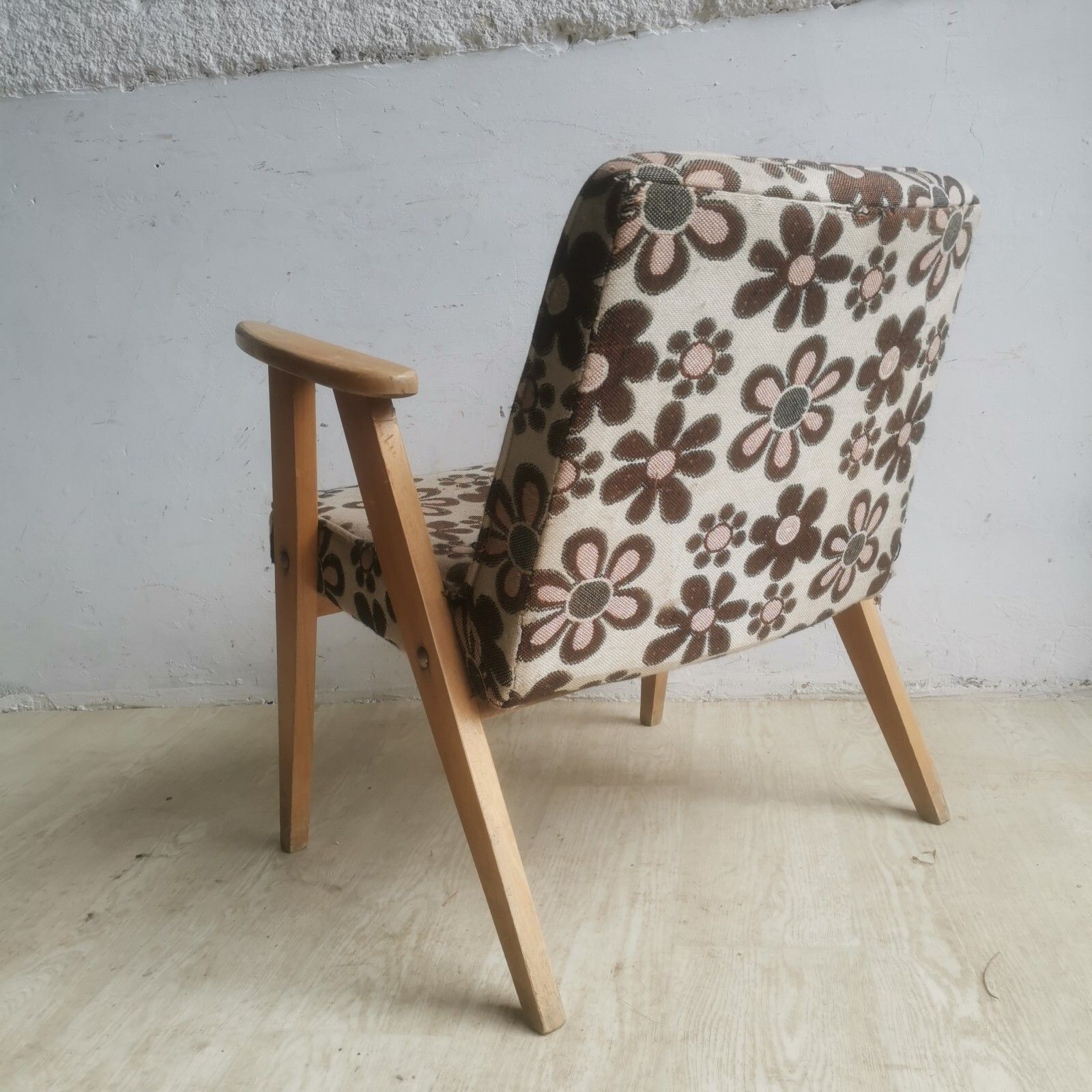 Original Polish Mid Century 366 Oak Frame Chair Designed In 1962 By J Chierowski photo for sale