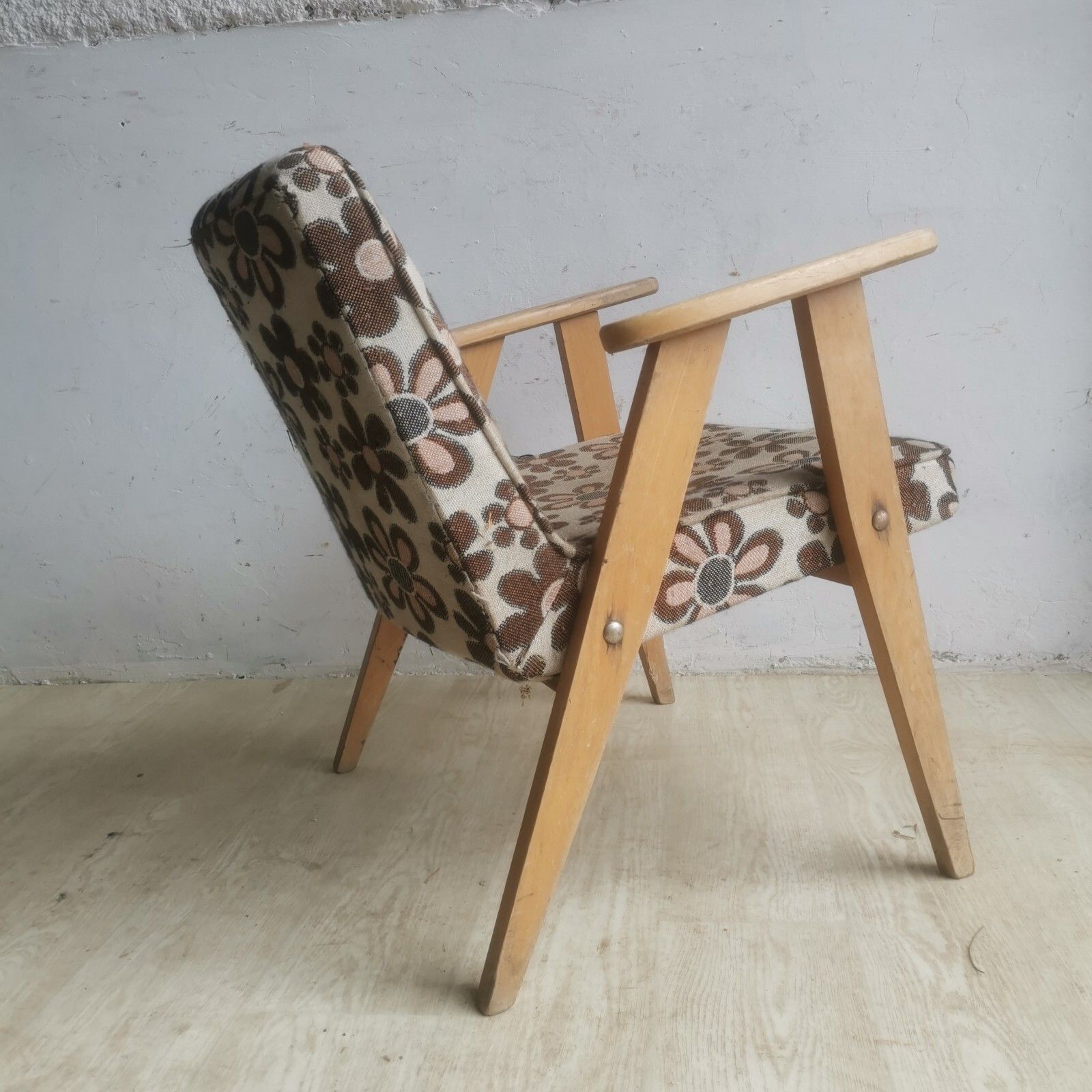 Original Polish Mid Century 366 Oak Frame Chair Designed In 1962 By J Chierowski photo vinterior