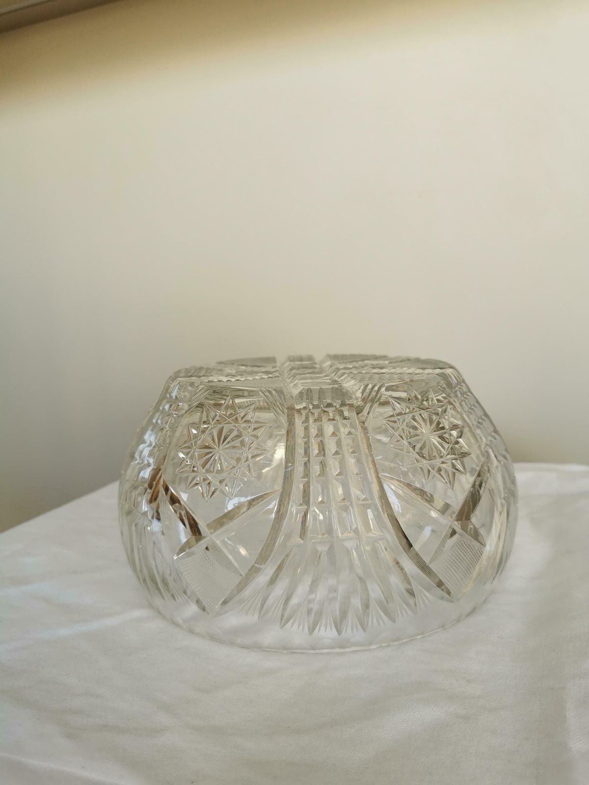 Vintage Crystal Glass Bowl 1970s / Heavy Thich Lead Fruit Bowl / Table Centerpiece / Flower Bowl / Bohemian Style Crystal Glass photo buy