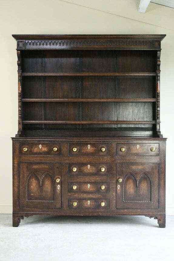 Antique Oak Georgian Style Dresser photo for sale