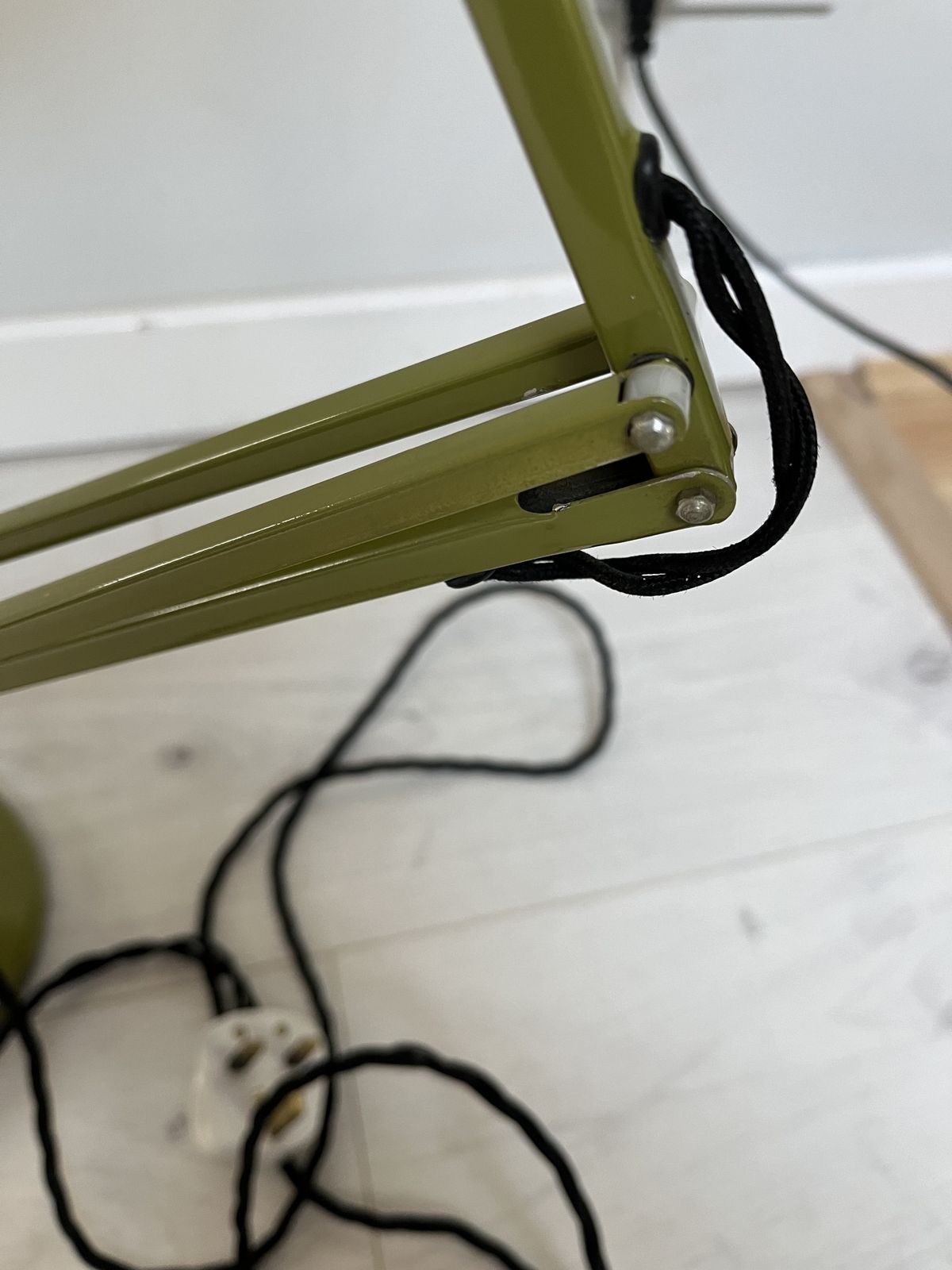 Herbert Terry Model 75 Angelpoise Lamp In Rare Green photo 150.0
