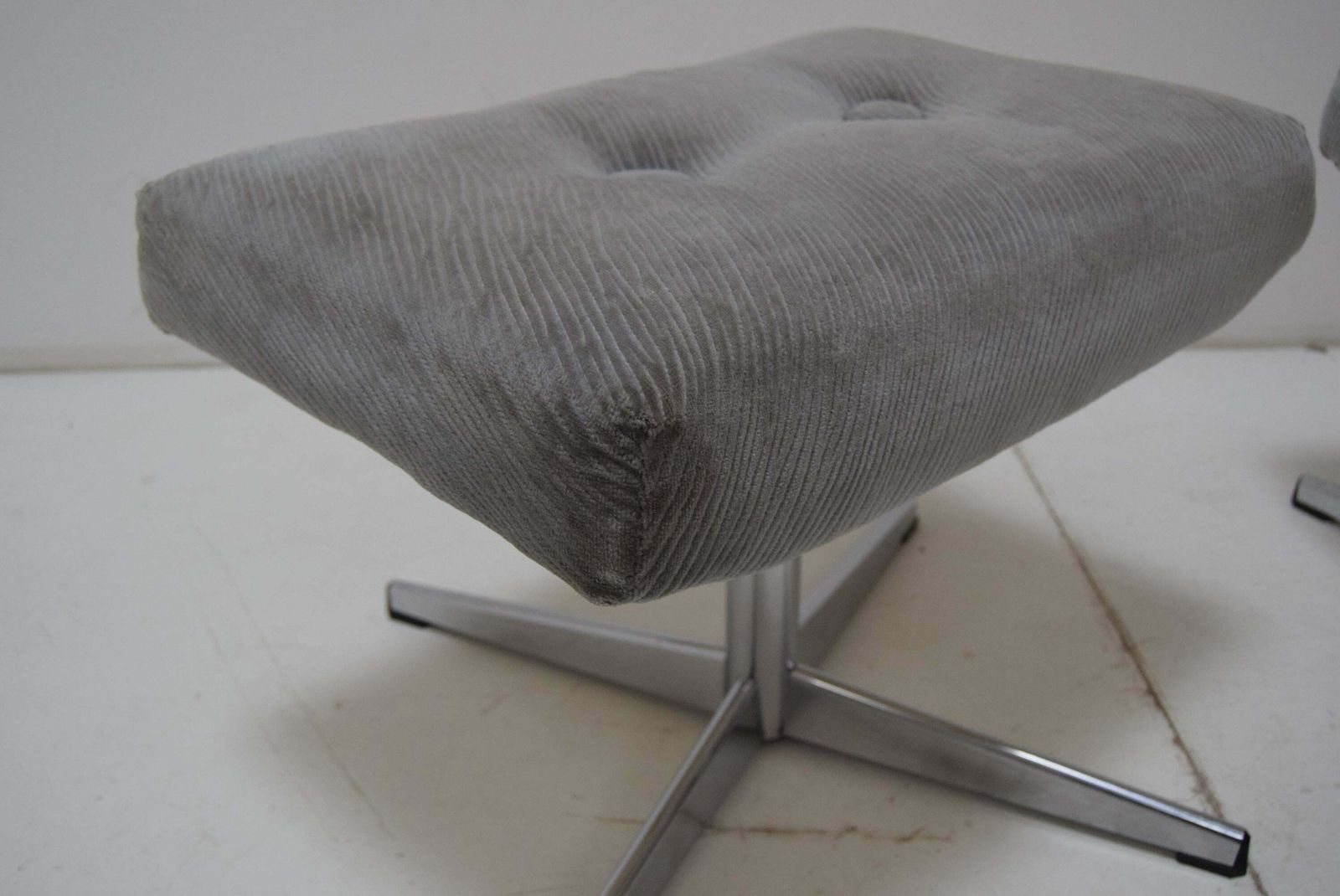 A Pair Of Swivel Stools, Tabourets Or Footstools, Czechoslovakia, 1970s. photo vintage