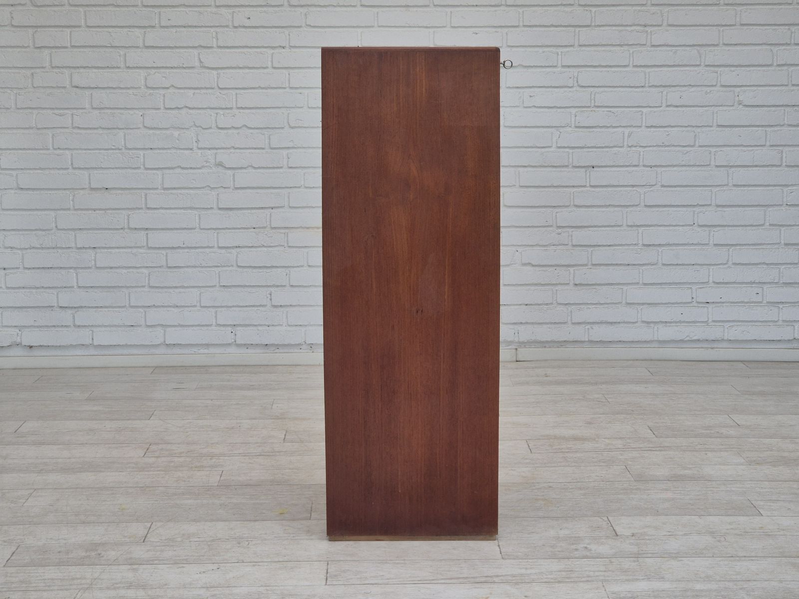 Ca. Jaren 1960, Deens Kantoorkabinet, Teak, Schuifdeuren, Lades Binnenin. photo furniture