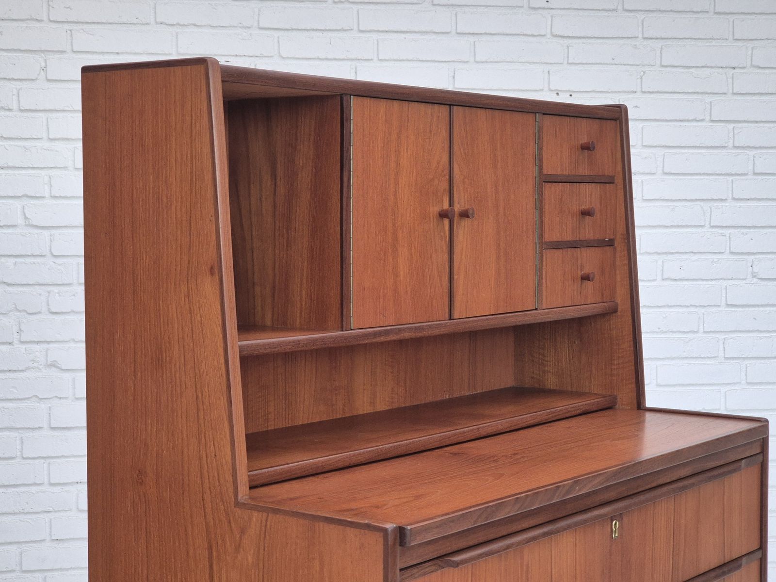 1960s, Danish Chest Of Drawers With A Mirror Inside, Original Condition, Teak Wood. photo Furniture