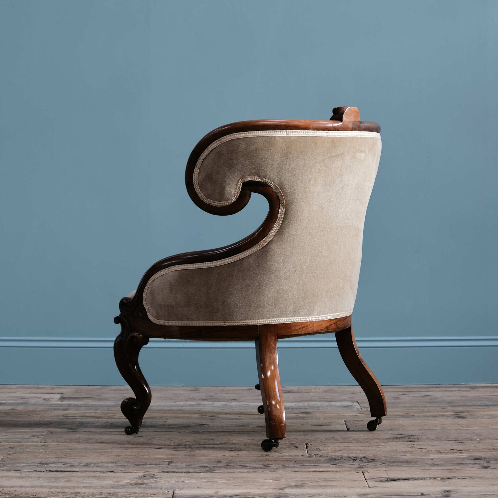 19th Century Carved Rosewood Armchair photo Furniture