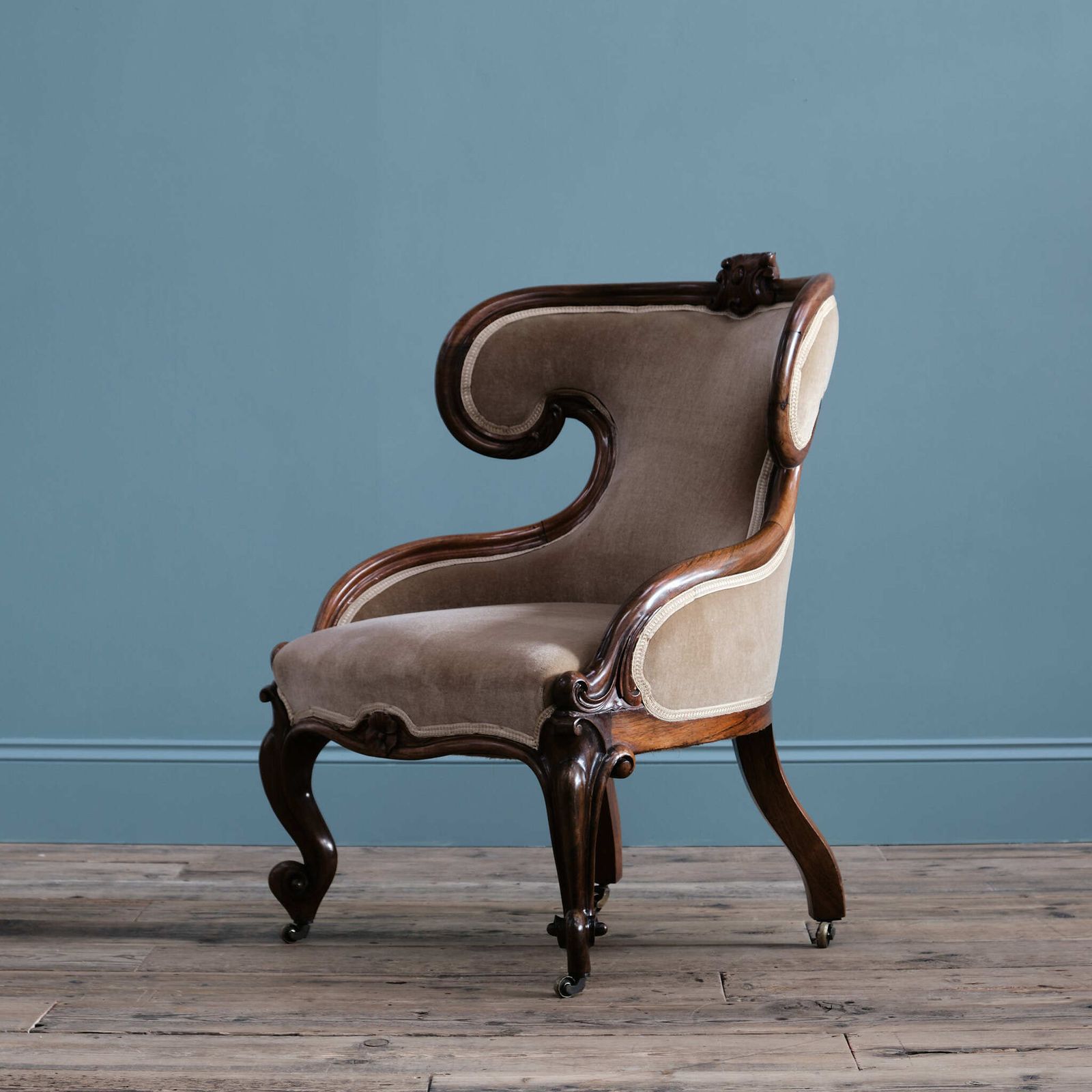 19th Century Carved Rosewood Armchair photo vinterior