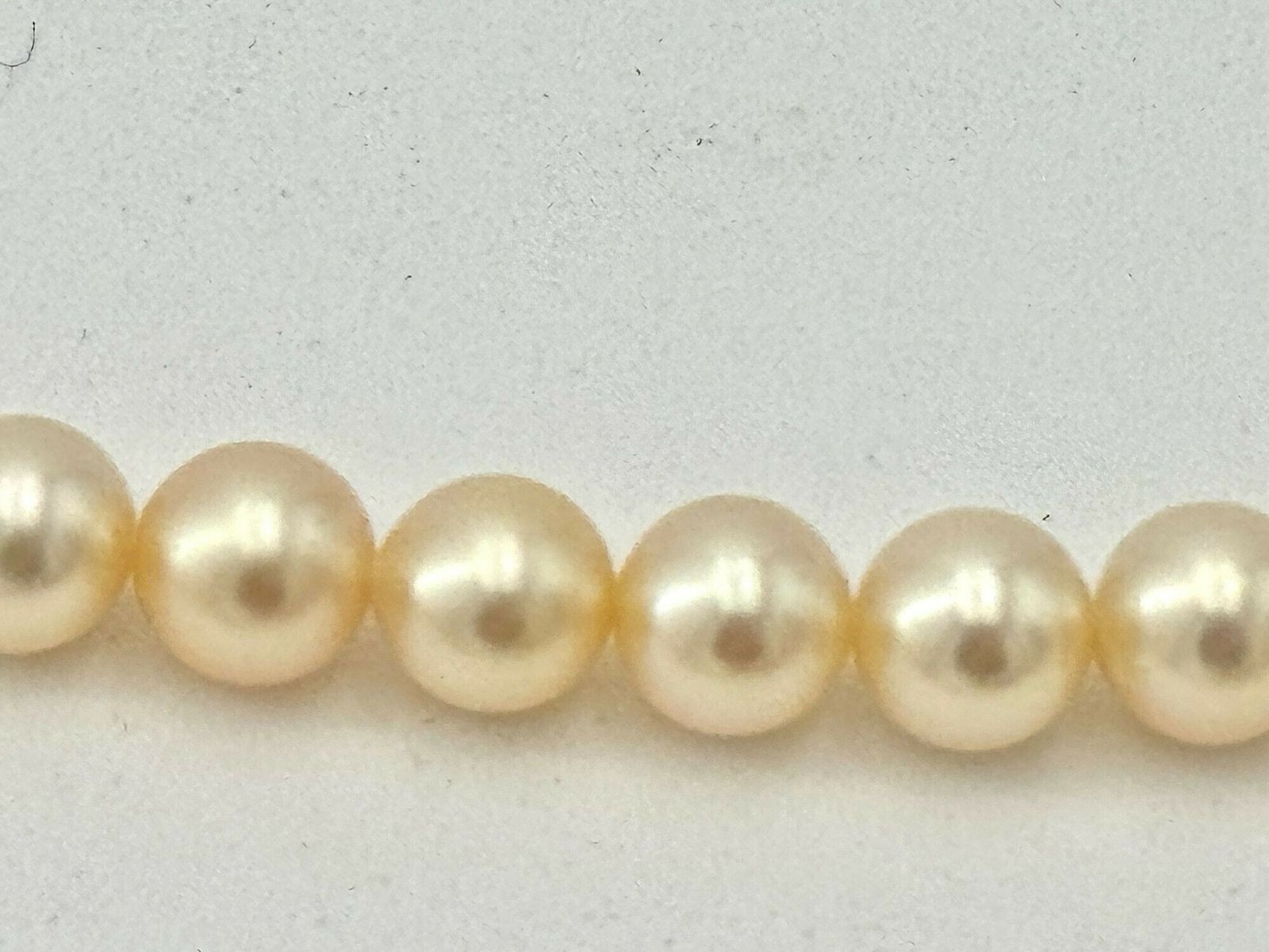 photo buy A Lovely Late 1980s Mappin And Webb Akoya Pearl Necklace With 18carat Gold Clasp In Orignal Box