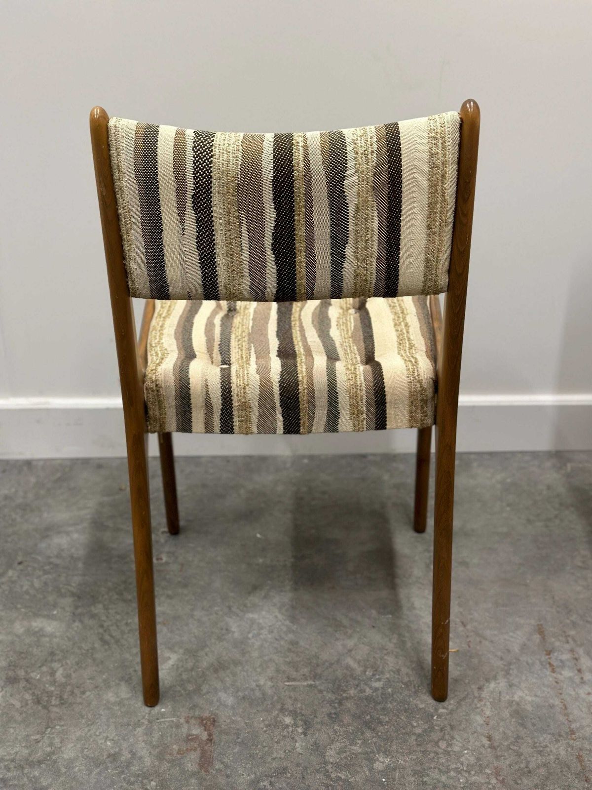 photo furniture Set Van 4 Teakhouten Deense Eetkamerstoelen Met Bijbehorende Bekleding, Jaren 1970