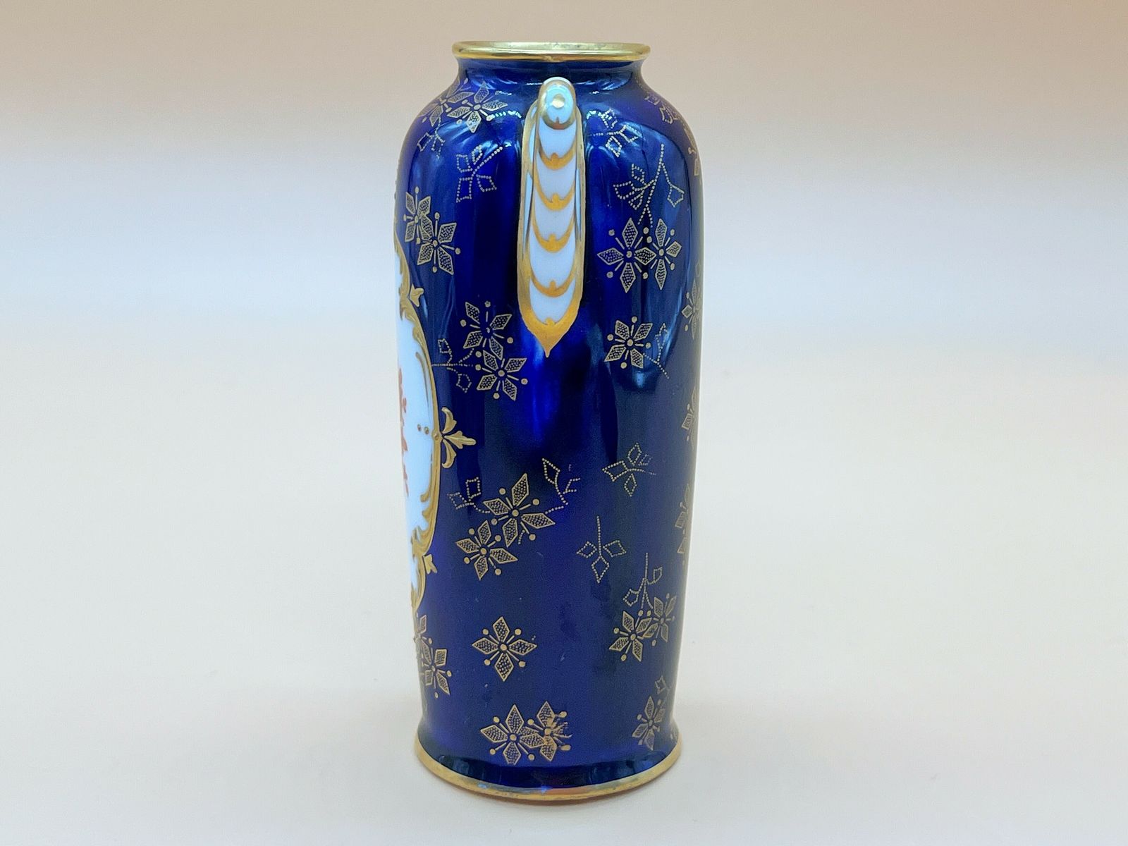 Antique Royal Doulton China Robert Allen Studio Design Small Vase. C1880 1920. photo furniture