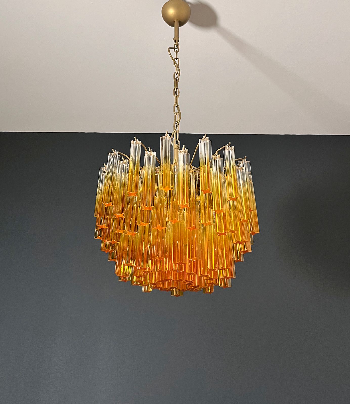 Gorgeous Vintage Chandelier – 107 Quadriedri Amber Shade   Gold Metal Frame photo Lighting