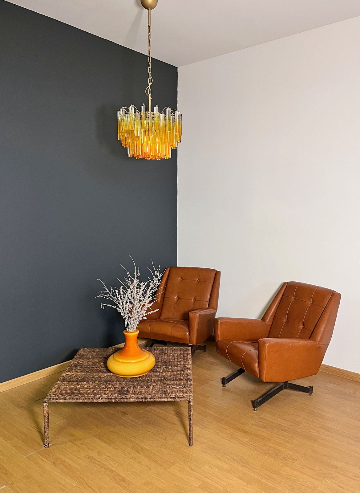 Gorgeous Vintage Chandelier – 107 Quadriedri Amber Shade   Gold Metal Frame photo 1695.0