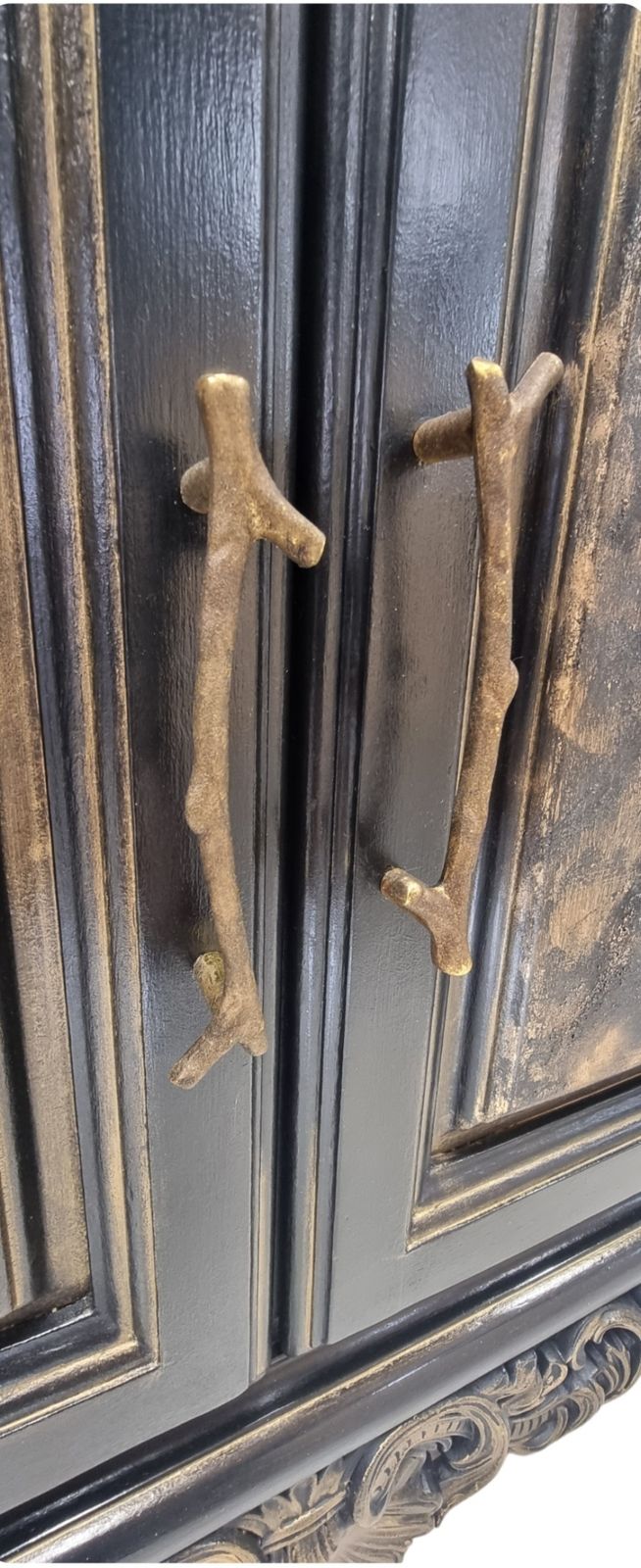 Refurbished Sideboard photo vinterior