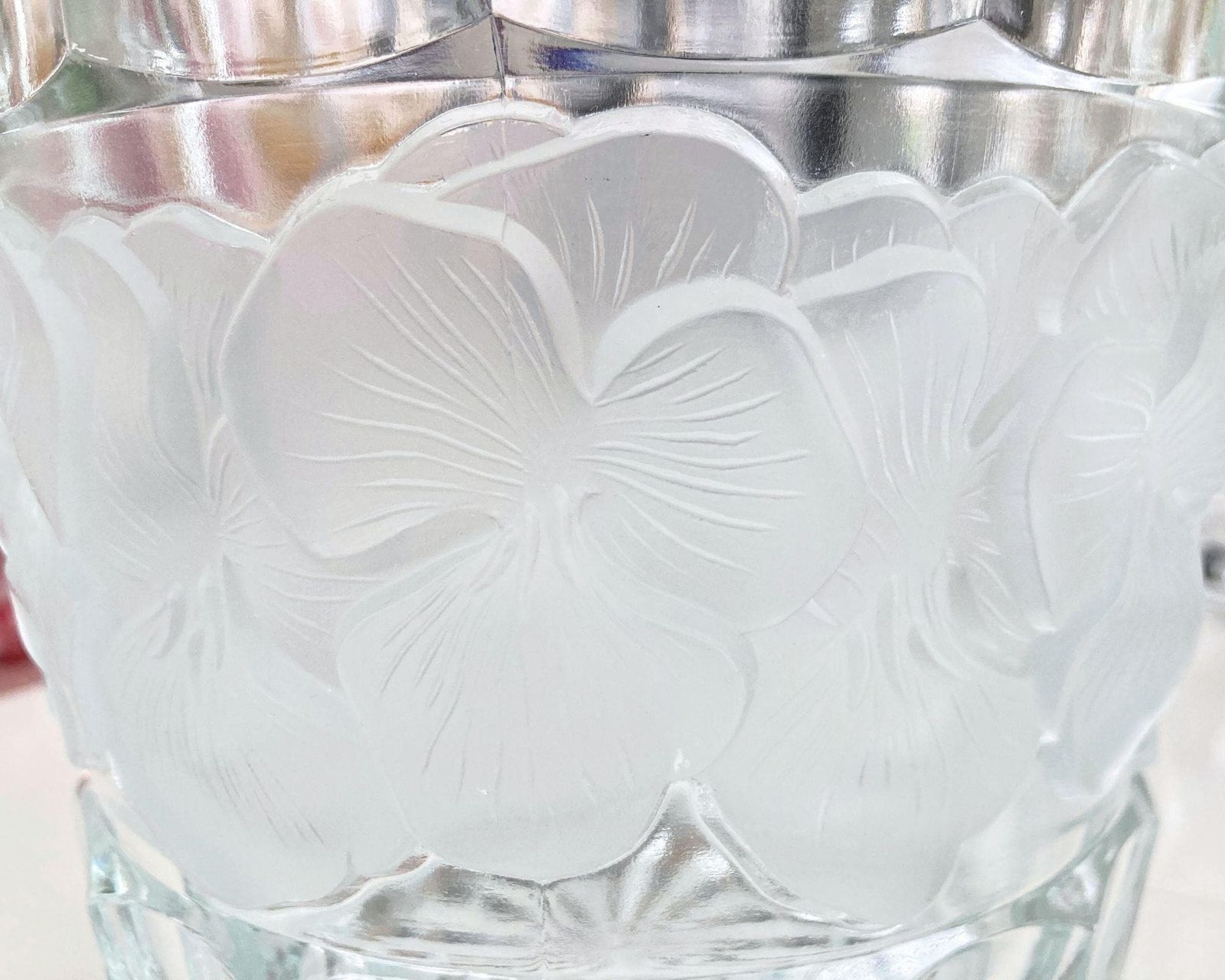 Franse Champagnekoeler | Grote Kristallen Flessenkoeler | Lalique Stijl photo buy