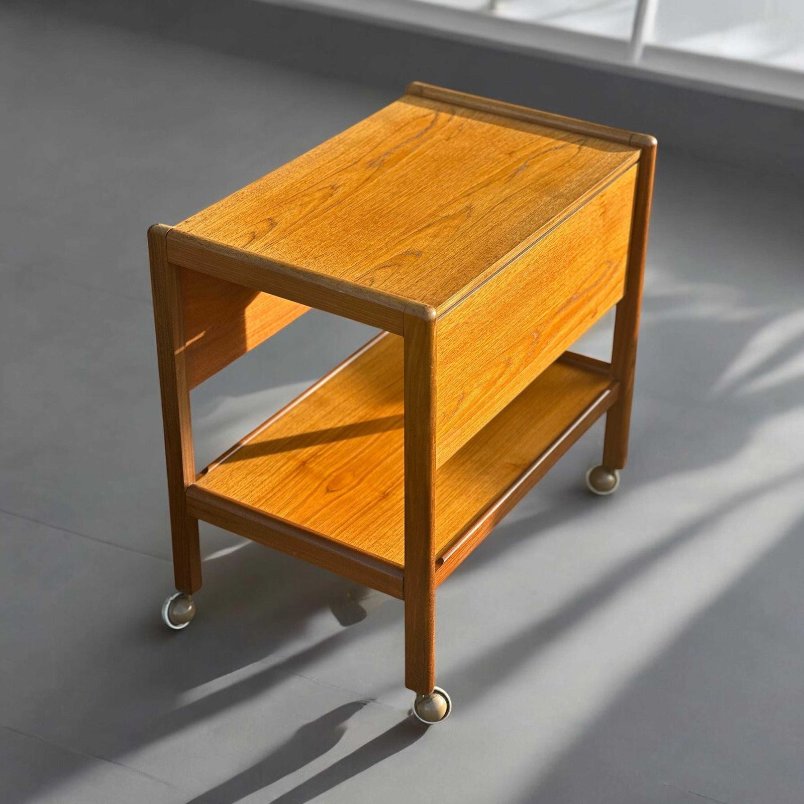 Teak Mid Century Modern Drop Leaf Bar / Drinks Cart Scandinavian Danish Gplan photo vintage