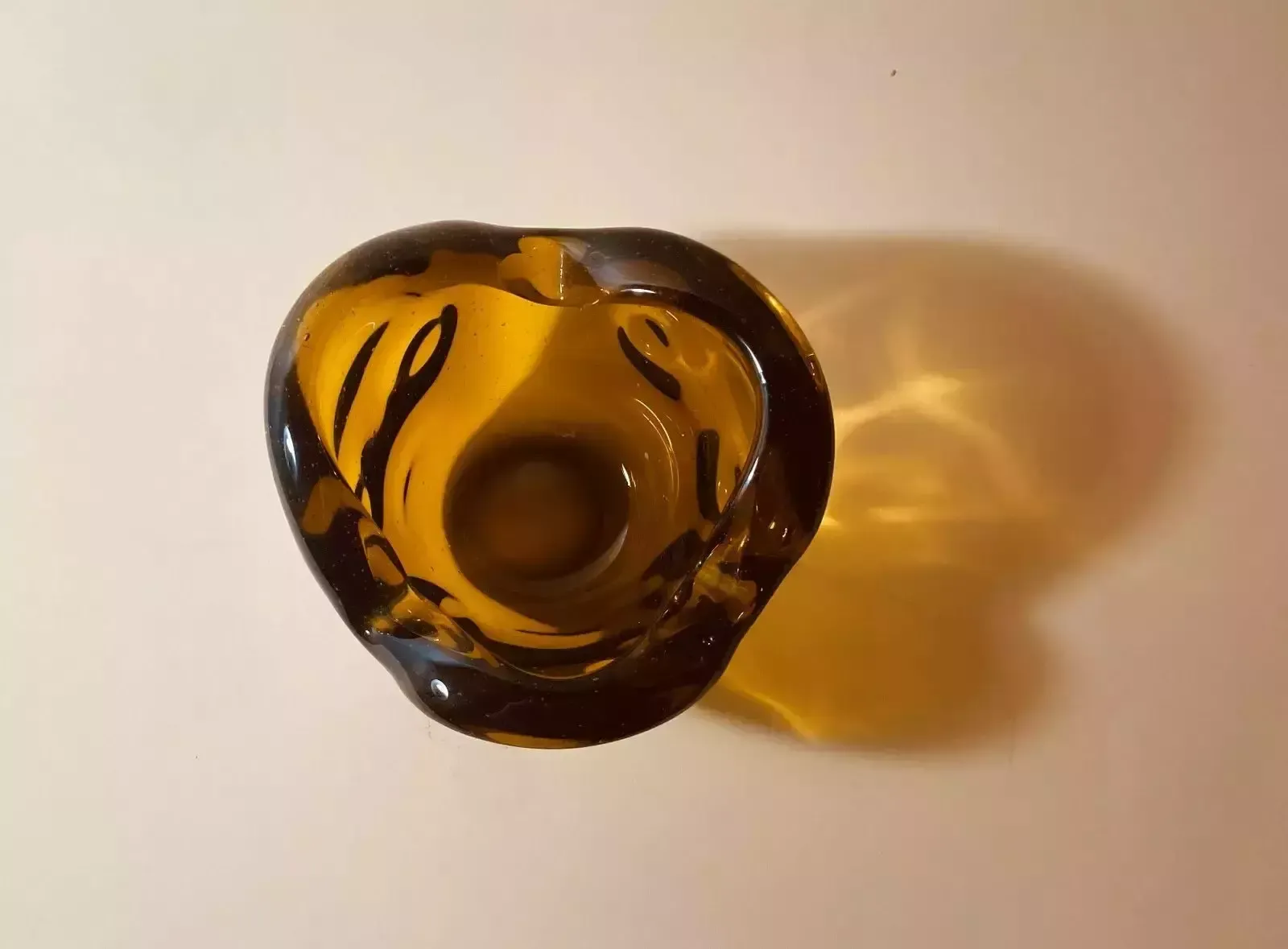 Vintage Moderne Glazen Schaal – Gyula Budveszel, Hongarije, Jaren 1990 photo Woonaccessoires