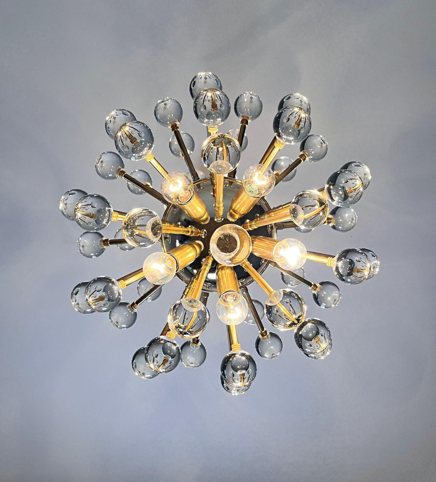 photo vintage Spectacular Murano Clear Glass Sputnik Chandelier   51 Glasses