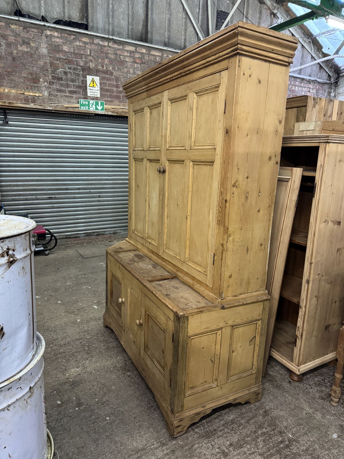 A Stunning Old English Dresser/Storage Unit.