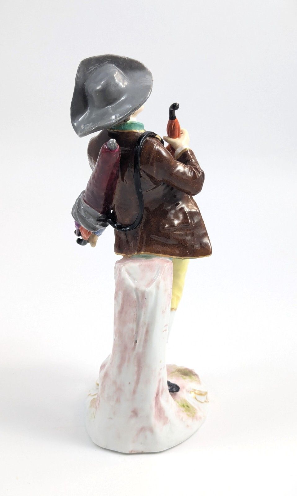 Porcelain Figurine “Umbrella Seller,” Samson, France, 1860 photo 400.0