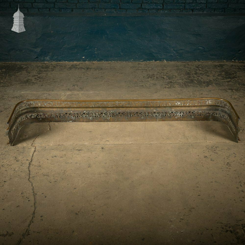photo vinterior Brass Fireplace Fender