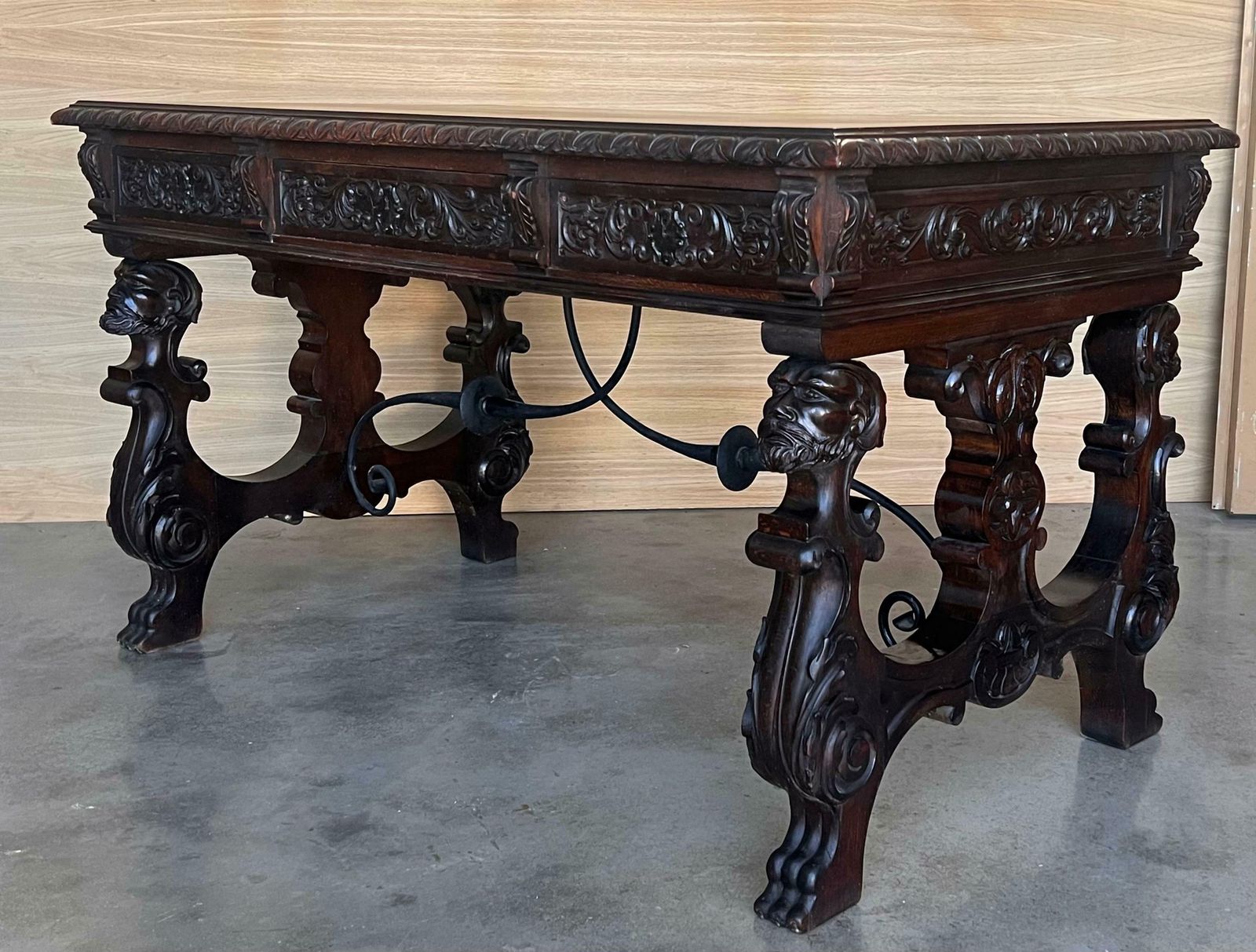 Table de bibliothèque ou bureau baroque espagnol à deux faces en chêne, XIXe siècle photo buy