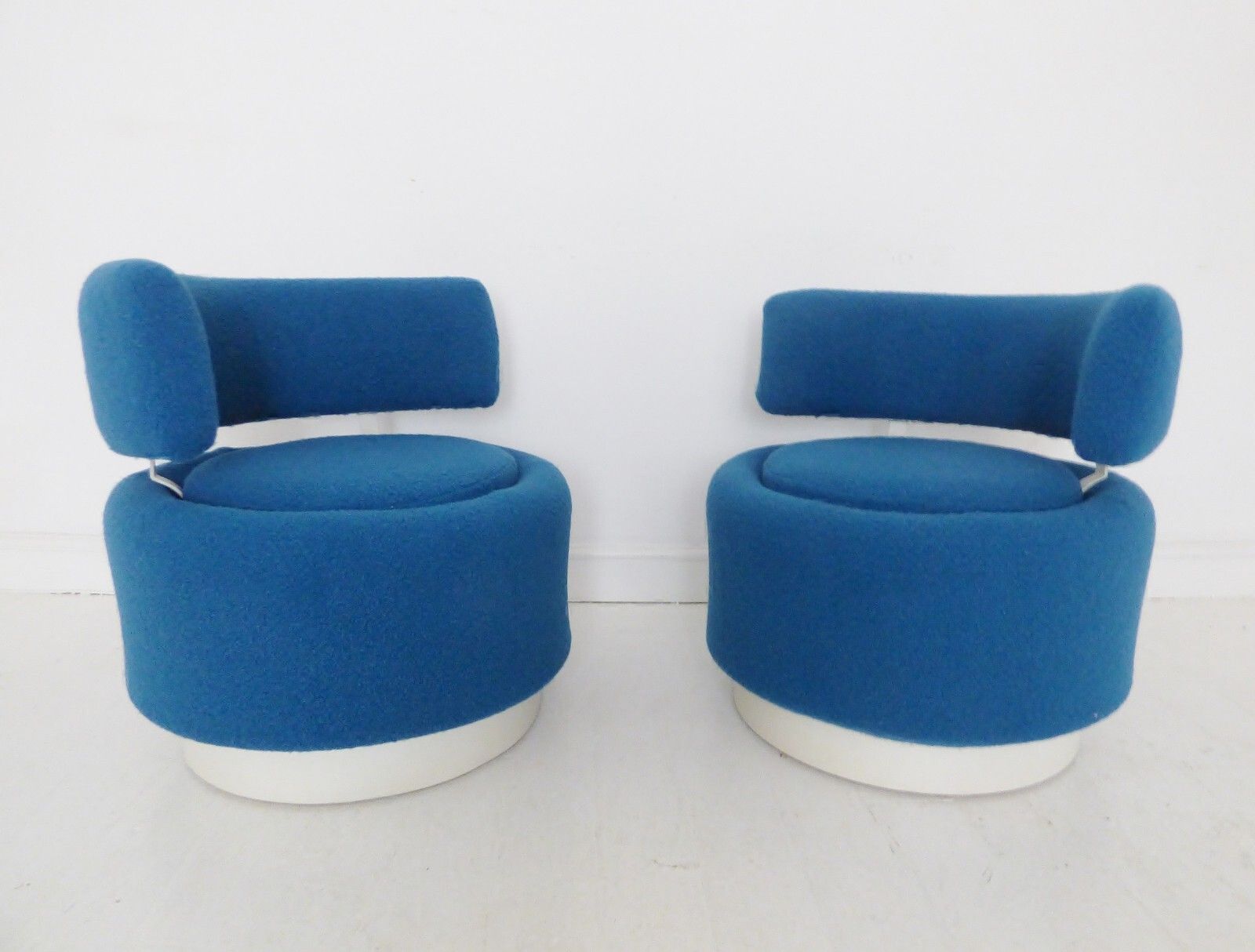 Stunning Pair Of Vintage Space Age French Pod Chairs 1970's photo vintage