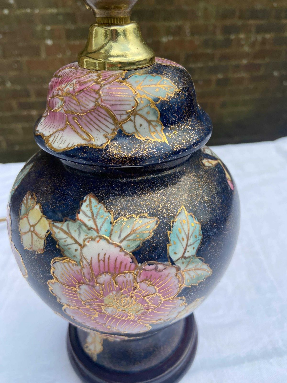 Original Vintage C A Lighting Oriental Ginger Jar Style Table Lamp   Navy And Gold With Pink Bold Flowers   Working Condition photo vintage