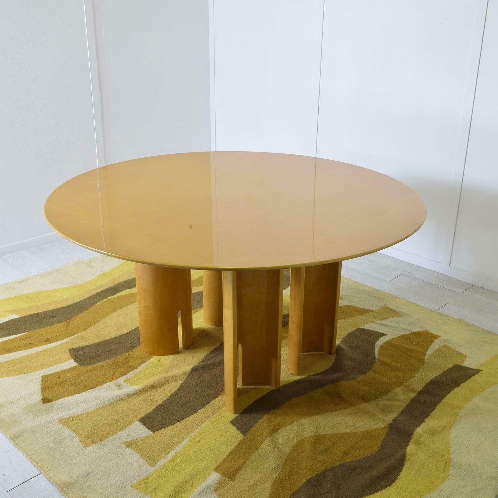 Giovanni Offredi Round Table For Saporiti Italia 1980s. photo 4734.0