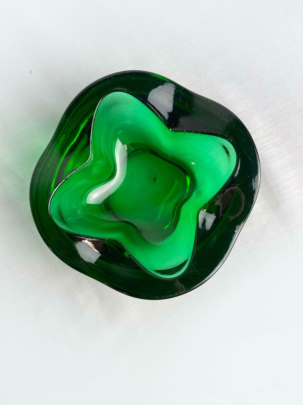 photo furniture Vintage Mid Century Sklo Union Dark Green Glass Dish Designed By Rudolf Jurnikl, Rosice 1962 Pattern Number 1175. Retro Green