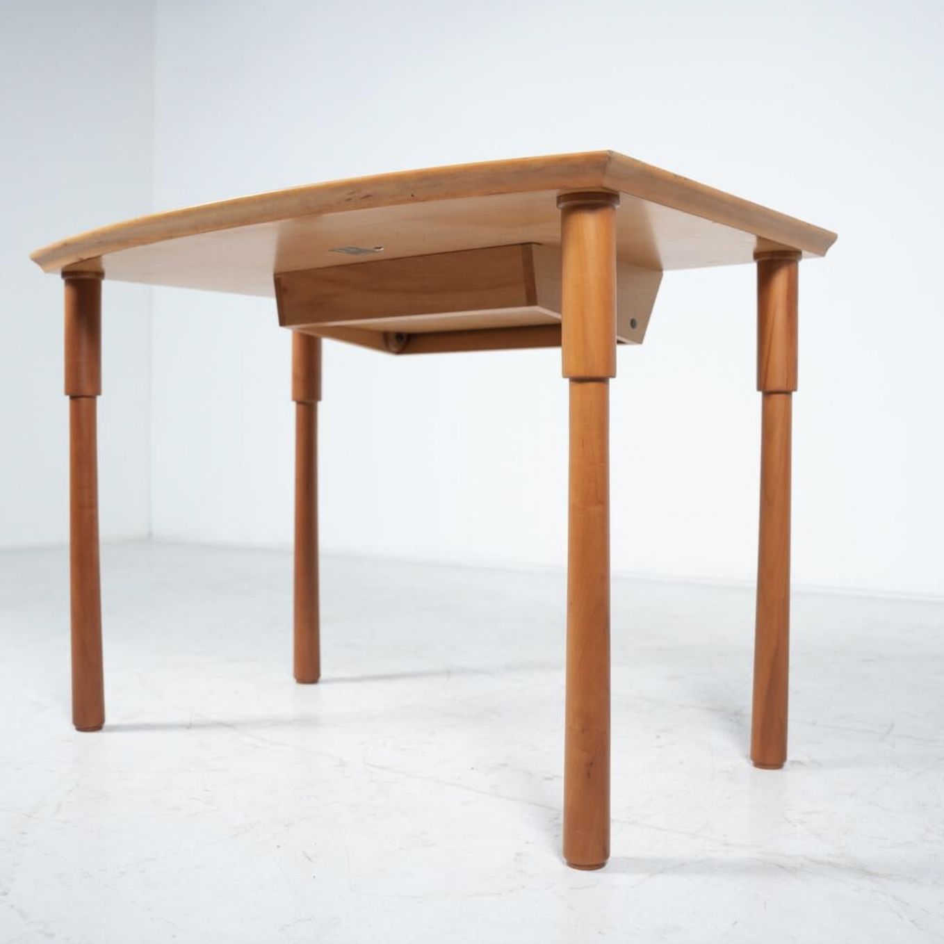 Mid Century Modern Desk By Zanotta, Italy photo 2290.0