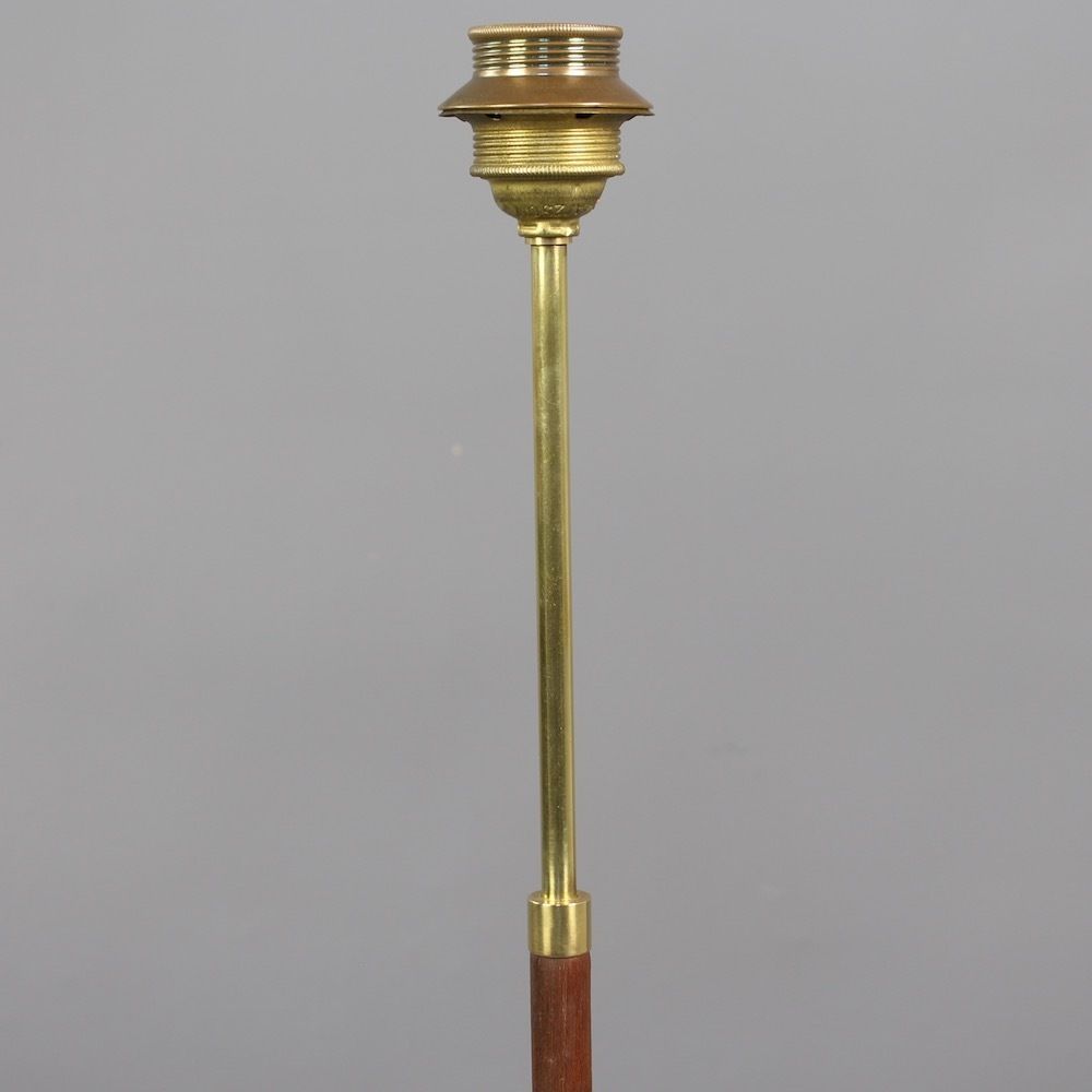 Small Midcentury Floor Lamp, Mid 20th Century photo 696.0