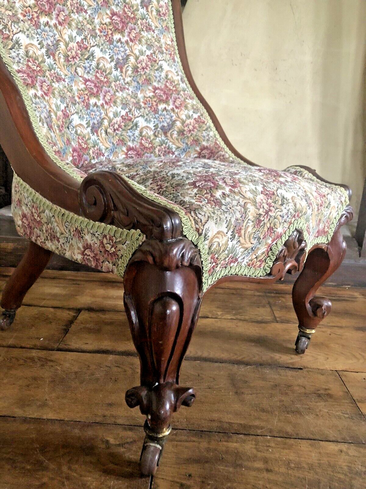 Original Antique Ornate Woven Tapestry Ladies Slipper Nursing Chair photo 349.0