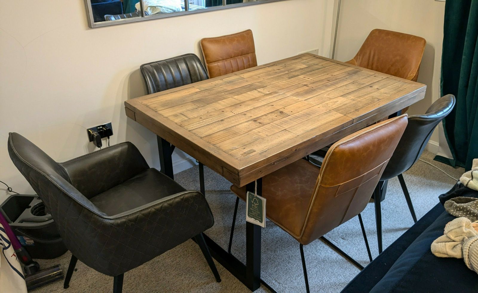 Carter Extendable Dining Table And Six Chairs