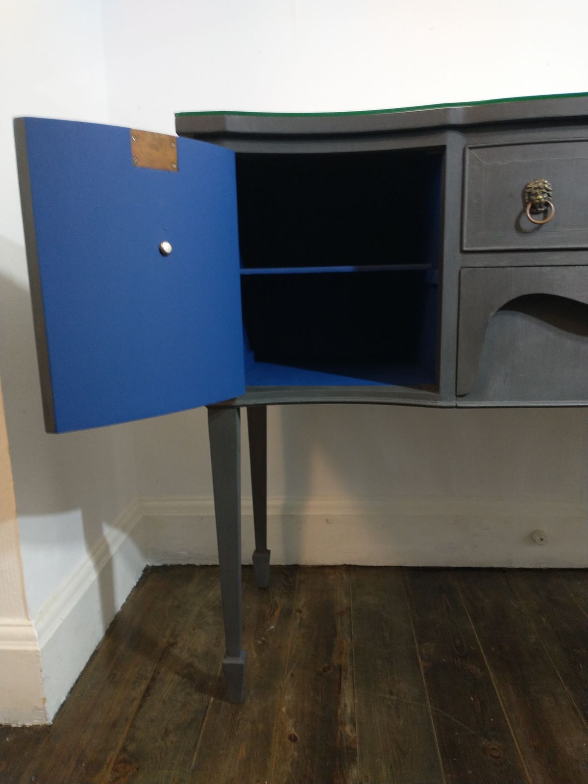photo buy Sideboard, Georgian Style, Painted