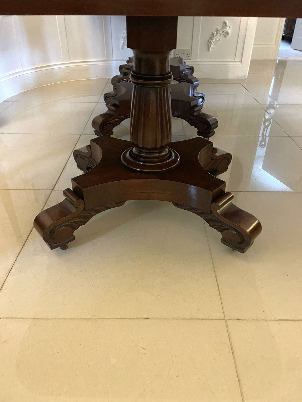 Exceptional Quality Antique 19th Century Figured Mahogany Triple Pedestal 10/12 Seater Dining Table photo 15850.0